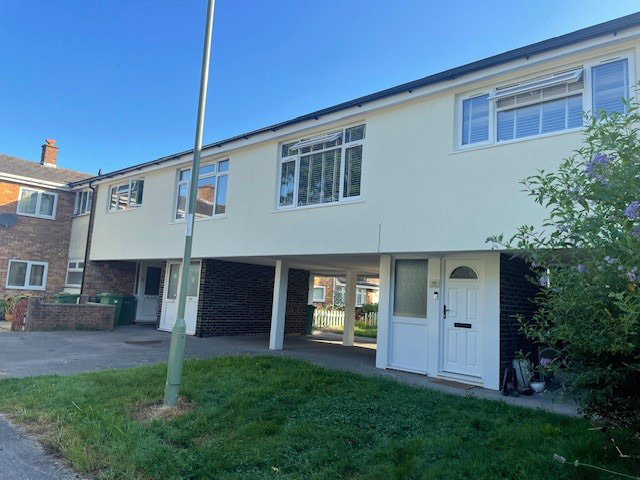 photo of work carried out for Fareham Borough Council – EWI Works (Housing)p